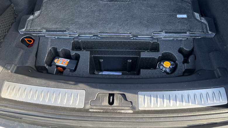 Land Rover Range Rover Velar 2.0 P400e R-Dynamic HSE 5dr Auto Estate